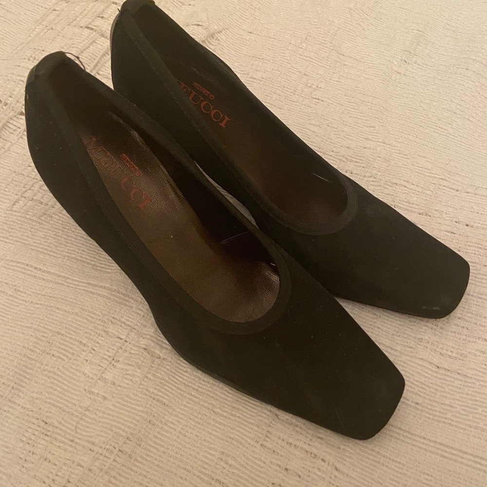 Meucci Black Heels